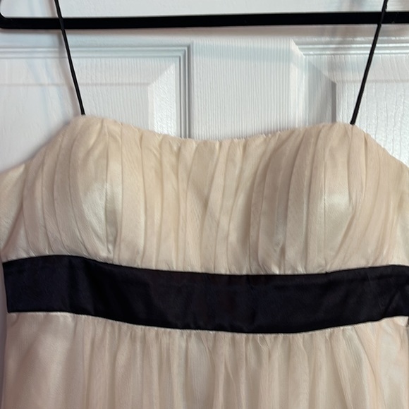 special occasion dress cream white with mesh overlay with black lace size 14 - Picture 3 of 5